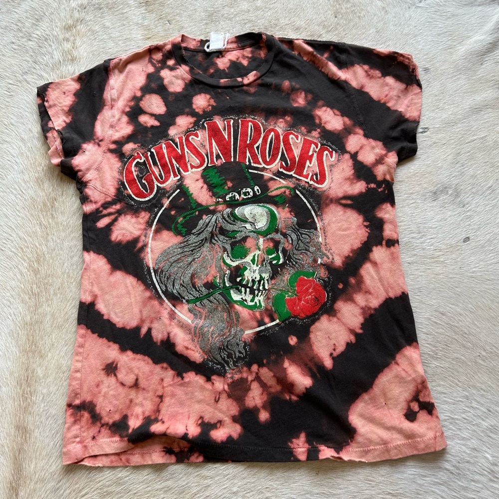 MadeWorn Graphic Tee